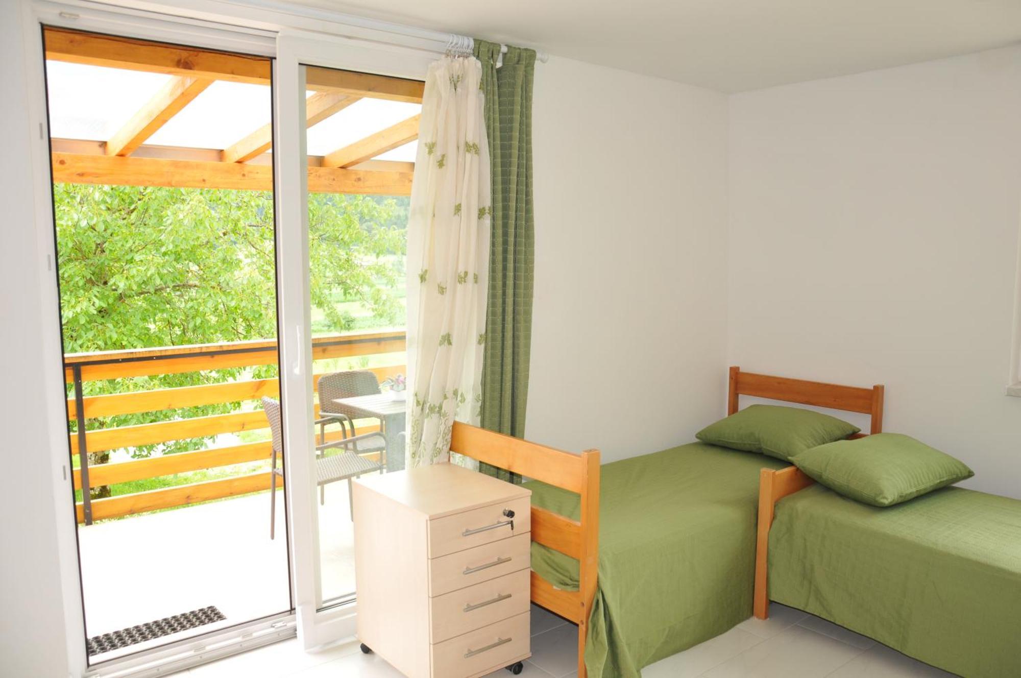 Apartment Tina Bohinj Quarto foto